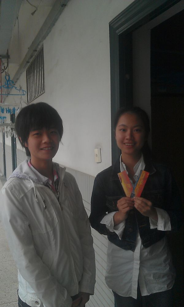 发放宣传书签